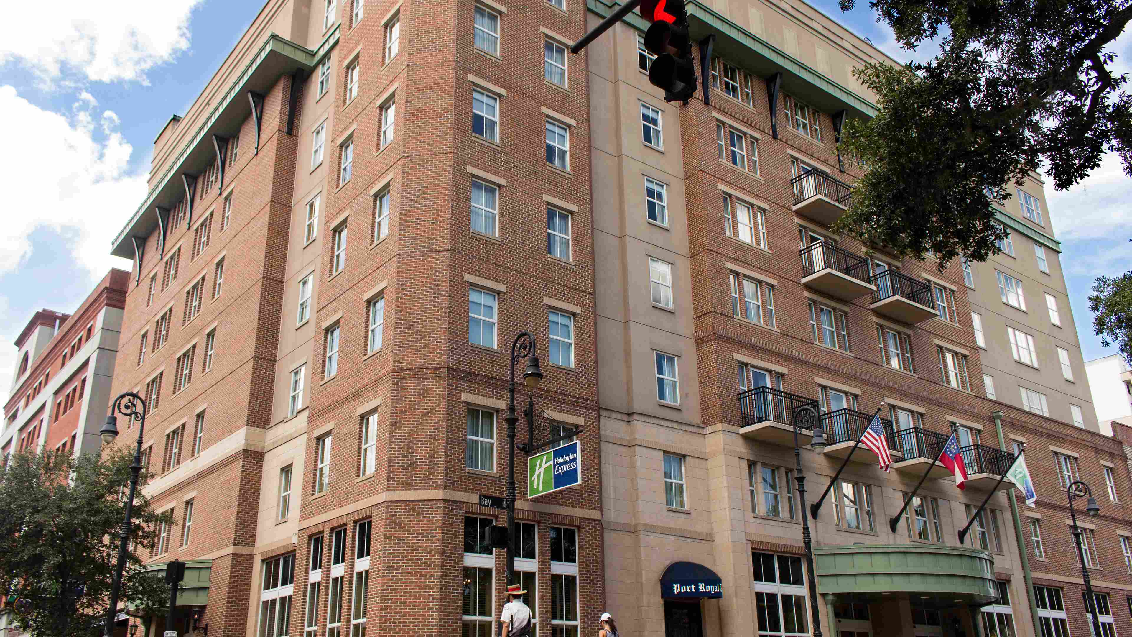 picture of the Holiday Inn Express in Savannah, Georgia